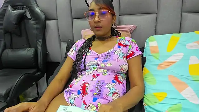 MurphyAngelina online show from November 11, 2025, 2:44 am