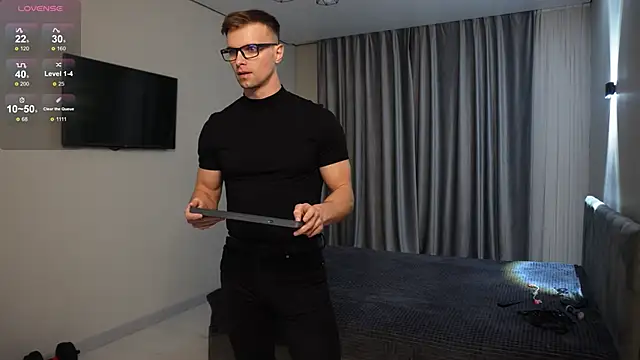 Nik Sharp online show from December 16, 2025, 4:01 pm