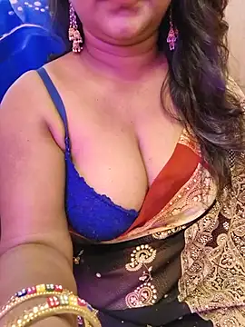 Snapshot of nisha_baby2 chatting on August 7, 2026, 1:29 am nisha baby2 online show from August 7, 2026, 1:29 am
