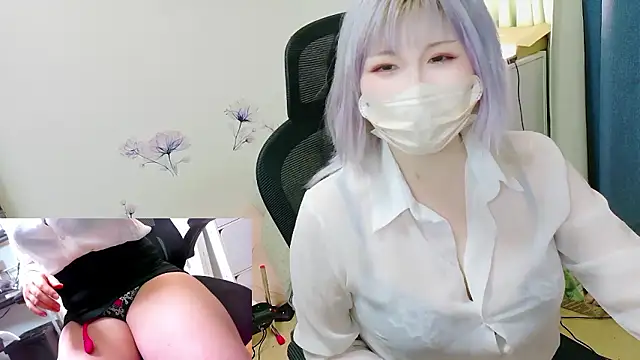 Snapshot of hazuki_8008 chatting on April 9, 2026, 3:06 am hazuki 8008 online show from April 9, 2026, 3:06 am