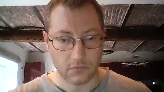 nicolaslapin87 online show from February 6, 2026, 7:56 am