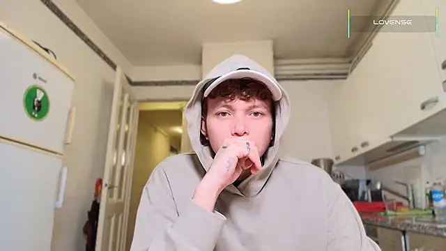 Snapshot of ccamilo-andress chatting on February 16, 2026, 5:42 pm ccamilo-andress online show from February 16, 2026, 5:42 pm