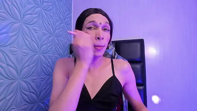 Snapshot of Milk_max_18 chatting on October 2, 2025, 9:55 pm Milk max 18 online show from October 2, 2025, 9:55 pm