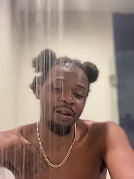 Snapshot of MobyDxck chatting on December 28, 2024, 8:36 pm MobyDxck online show from December 28, 2024, 8:36 pm