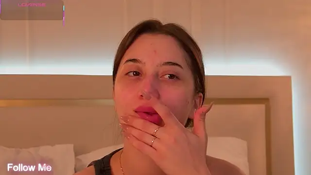 Snapshot of MaryReel chatting on September 26, 2025, 3:21 am MaryReel online show from September 26, 2025, 3:21 am