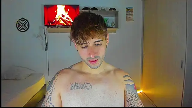 Ares blue online show from February 9, 2026, 12:09 pm