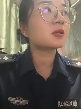 Helen-6 online show from September 10, 2025, 4:40 pm