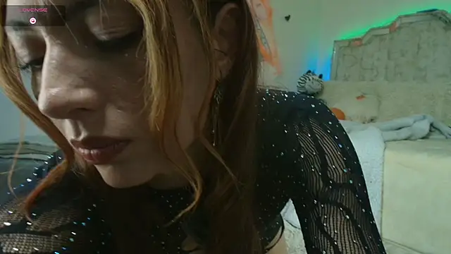 Tomoe b online show from October 30, 2025, 7:54 am