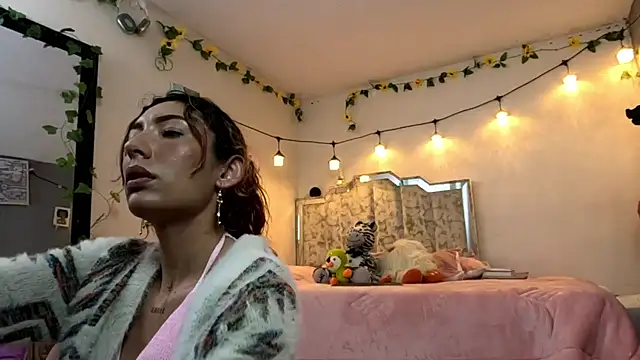 Tomoe b online show from January 14, 2026, 8:20 am