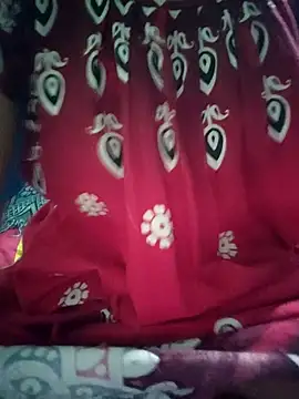 Snapshot of Ralisha_Rani chatting on September 26, 2025, 9:35 am Ralisha Rani online show from September 26, 2025, 9:35 am