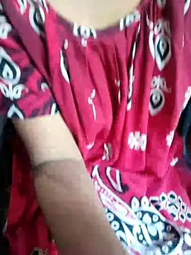 Snapshot of Ralisha_Rani chatting on September 29, 2025, 4:28 am Ralisha Rani online show from September 29, 2025, 4:28 am