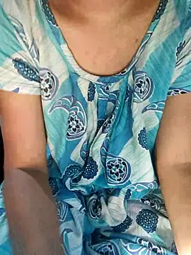 Snapshot of Ralisha_Rani chatting on October 2, 2025, 11:28 am Ralisha Rani online show from October 2, 2025, 11:28 am