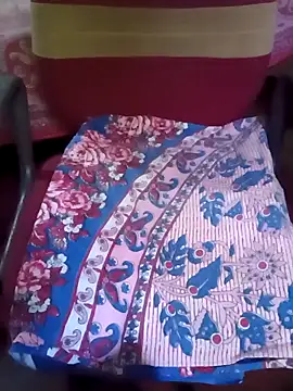 Snapshot of Ralisha_Rani chatting on October 20, 2025, 3:07 am Ralisha Rani online show from October 20, 2025, 3:07 am