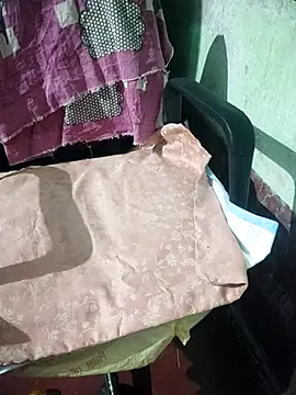 Ralisha Rani online show from November 27, 2025, 2:02 am