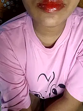 Snapshot of Ralisha_Rani chatting on June 2, 2026, 7:05 pm Ralisha Rani online show from June 2, 2026, 7:05 pm