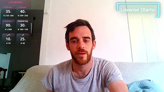 Snapshot of _NakedChef_ chatting on October 29, 2025, 9:00 am NakedChef online show from October 29, 2025, 9:00 am