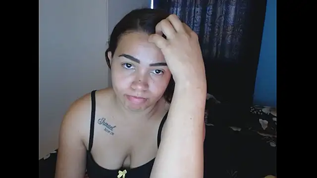 sexymoreniita online show from December 8, 2024, 7:11 pm