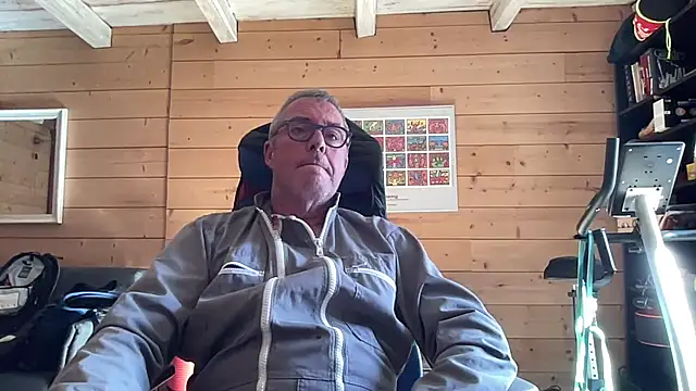 Snapshot of lelohop chatting on February 25, 2026, 12:59 pm lelohop online show from February 25, 2026, 12:59 pm