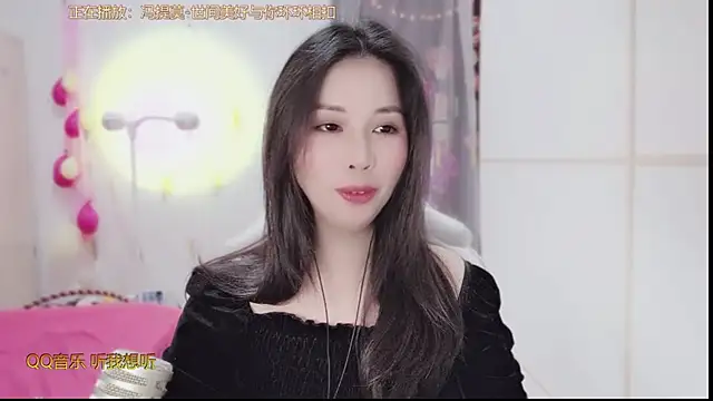 HK angelchloe online show from March 9, 2025, 4:38 am