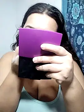 kailyn bohorquez online show from March 8, 2025, 4:01 am