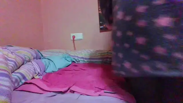 maria38xxx online show from January 1, 2025, 10:46 pm