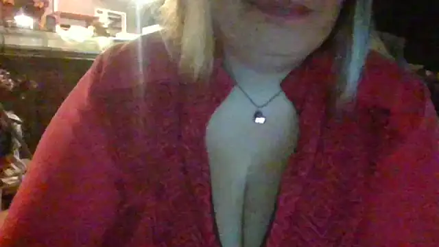 Snapshot of maria38xxx chatting on September 29, 2025, 5:18 pm maria38xxx online show from September 29, 2025, 5:18 pm