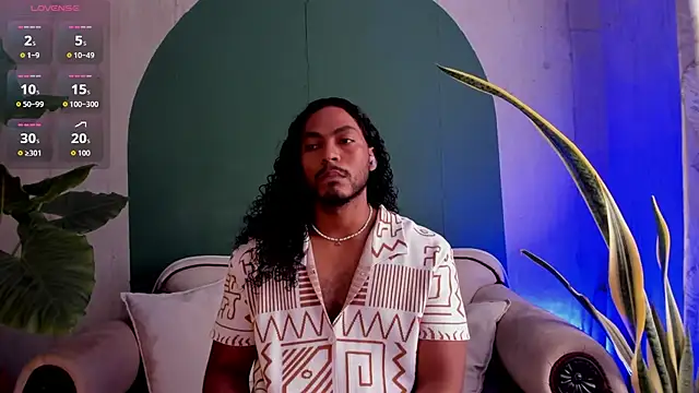 noah jones   online show from December 16, 2025, 4:12 pm