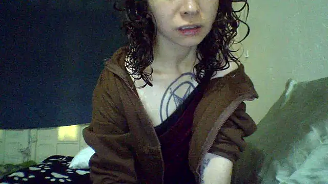 Snapshot of CELEna098rs707 chatting on April 18, 2026, 10:32 pm CELEna098rs707 online show from April 18, 2026, 10:32 pm