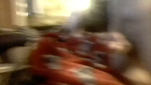 smashb33 online show from December 18, 2025, 2:23 pm