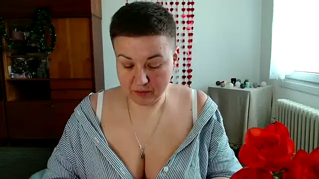 Snapshot of Annet1912 chatting on February 2, 2025, 10:57 am Annet1912 online show from February 2, 2025, 10:57 am