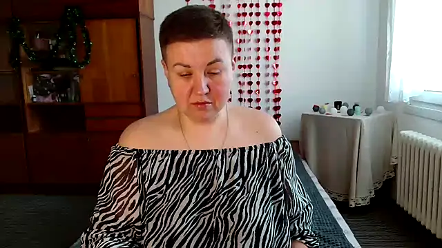 Snapshot of Annet1912 chatting on February 3, 2025, 10:36 am Annet1912 online show from February 3, 2025, 10:36 am