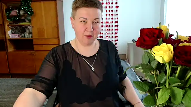 Snapshot of Annet1912 chatting on February 4, 2025, 11:16 am Annet1912 online show from February 4, 2025, 11:16 am