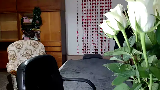 Snapshot of Annet1912 chatting on February 12, 2025, 5:58 pm Annet1912 online show from February 12, 2025, 5:58 pm