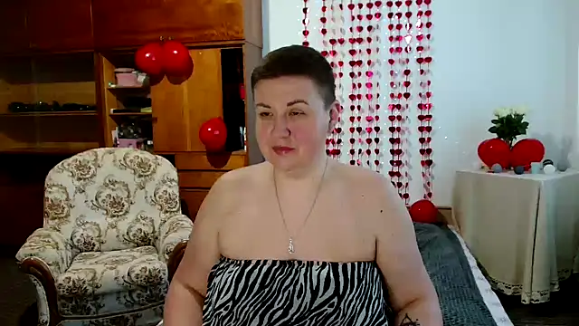 Snapshot of Annet1912 chatting on February 14, 2025, 12:47 pm Annet1912 online show from February 14, 2025, 12:47 pm