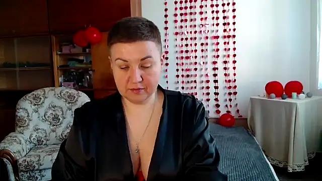Snapshot of Annet1912 chatting on February 19, 2025, 10:12 am Annet1912 online show from February 19, 2025, 10:12 am