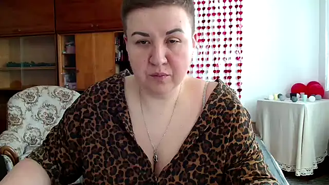 Snapshot of Annet1912 chatting on March 10, 2025, 9:32 am Annet1912 online show from March 10, 2025, 9:32 am