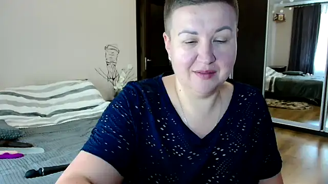 Snapshot of Annet1912 chatting on September 10, 2025, 7:41 am Annet1912 online show from September 10, 2025, 7:41 am