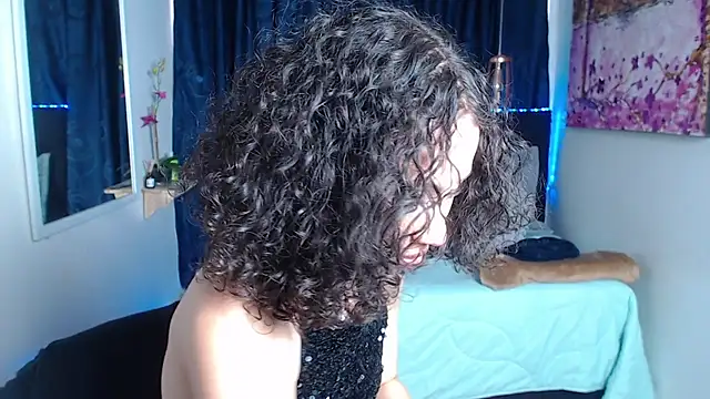 Snapshot of avans_15 chatting on December 18, 2024, 8:57 pm avans 15 online show from December 18, 2024, 8:57 pm
