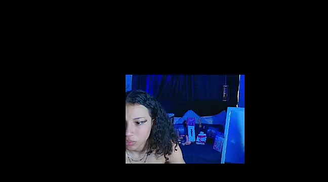 Snapshot of avans_15 chatting on February 21, 2025, 7:43 pm avans 15 online show from February 21, 2025, 7:43 pm