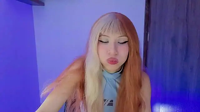 Snapshot of avans_15 chatting on October 12, 2025, 9:36 pm avans 15 online show from October 12, 2025, 9:36 pm