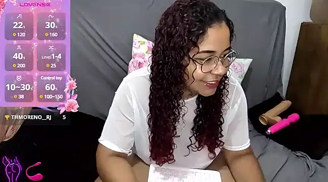 Snapshot of VitoriaFernandes chatting on January 18, 2025, 8:09 pm VitoriaFernandes online show from January 18, 2025, 8:09 pm