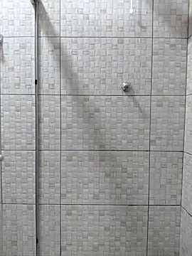 VitoriaFernandes online show from March 12, 2026, 4:35 pm