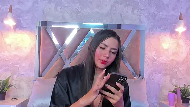 lilicooper  online show from December 24, 2024, 2:32 am