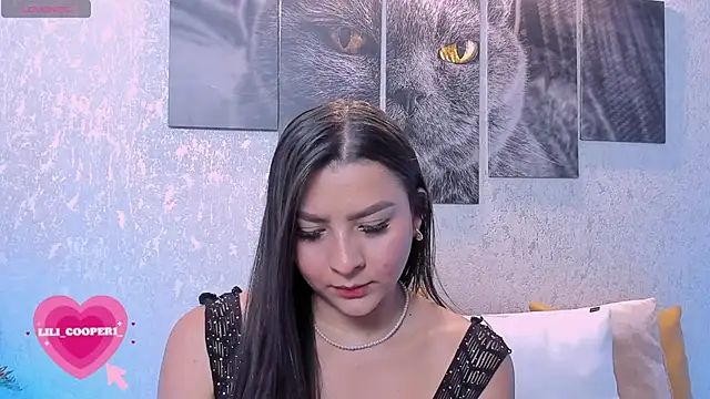 lilicooper  online show from March 7, 2025, 8:22 pm