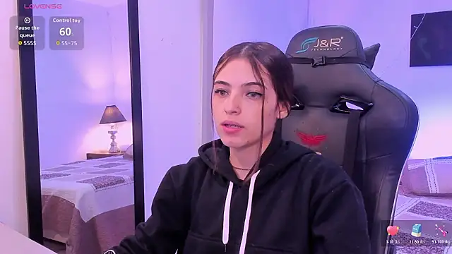 sofiarouge online show from January 19, 2026, 1:59 pm