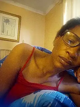 Snapshot of bustybillies chatting on October 9, 2025, 3:59 am bustybillies online show from October 9, 2025, 3:59 am