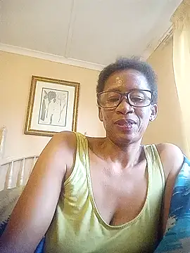 Snapshot of bustybillies chatting on October 20, 2025, 11:32 am bustybillies online show from October 20, 2025, 11:32 am