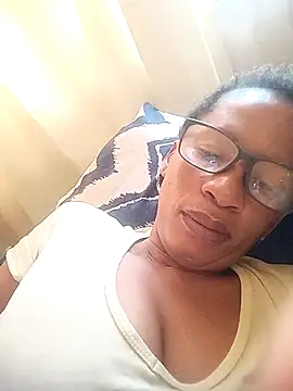 Snapshot of bustybillies chatting on February 20, 2026, 4:53 am bustybillies online show from February 20, 2026, 4:53 am