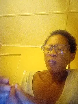 Snapshot of bustybillies chatting on March 13, 2026, 4:35 pm bustybillies online show from March 13, 2026, 4:35 pm