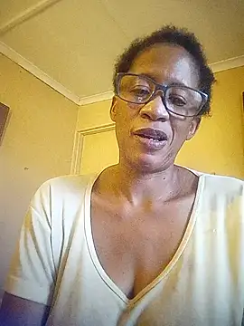 Snapshot of bustybillies chatting on March 25, 2026, 3:29 pm bustybillies online show from March 25, 2026, 3:29 pm